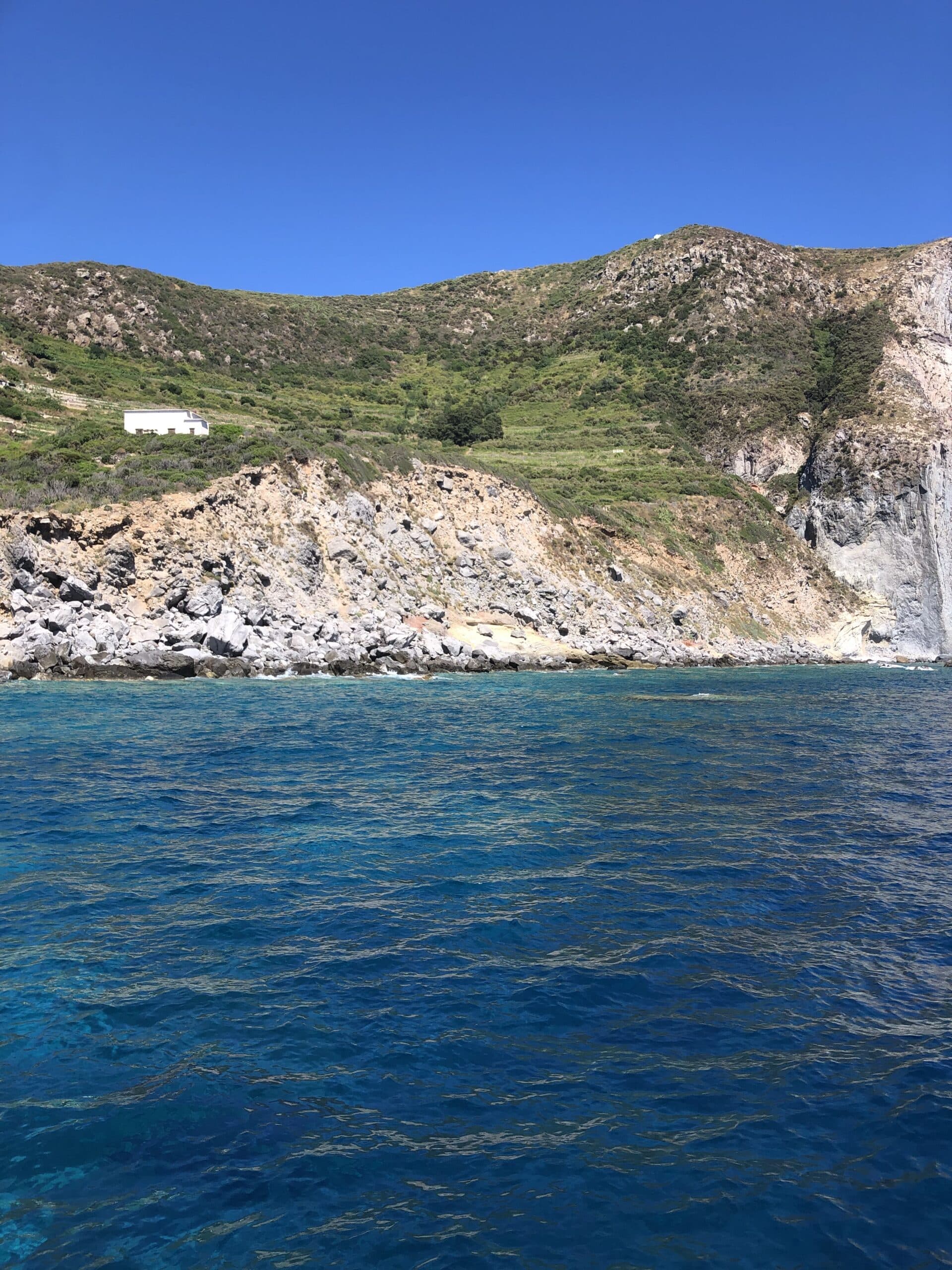 Ponza Island 5 Hour Boat Tour — photo 4